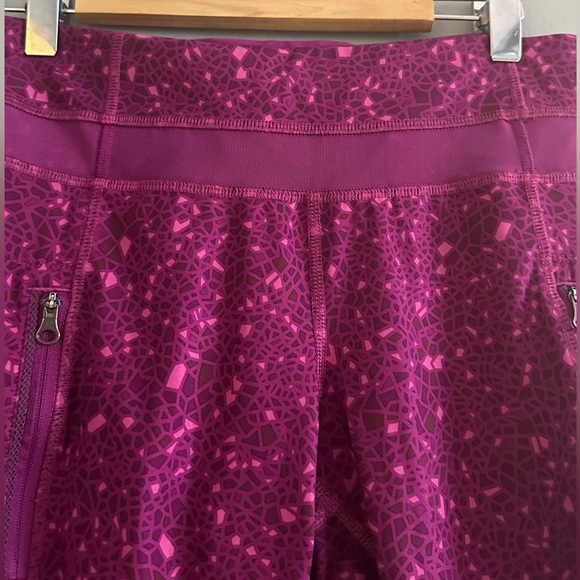 Lululemon inspire tight II size 4 geo regal plum multi - Picture 5 of 9